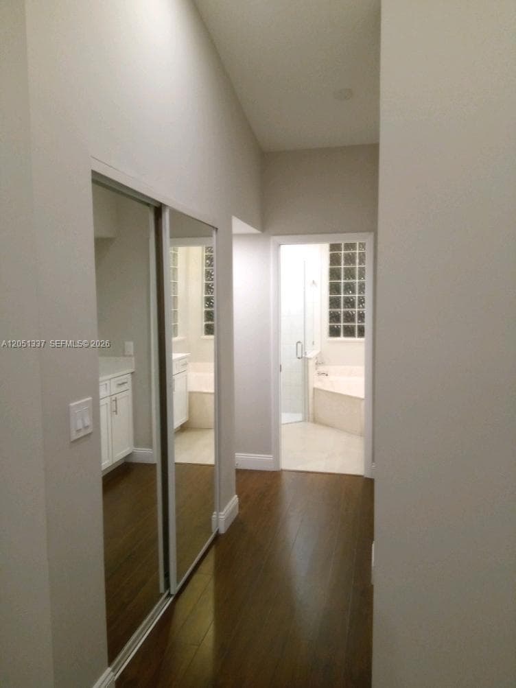 9367 LAKE SERENA photo 12
