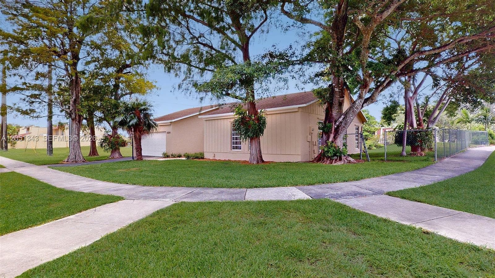 10251 SW 80th St 0 photo 3