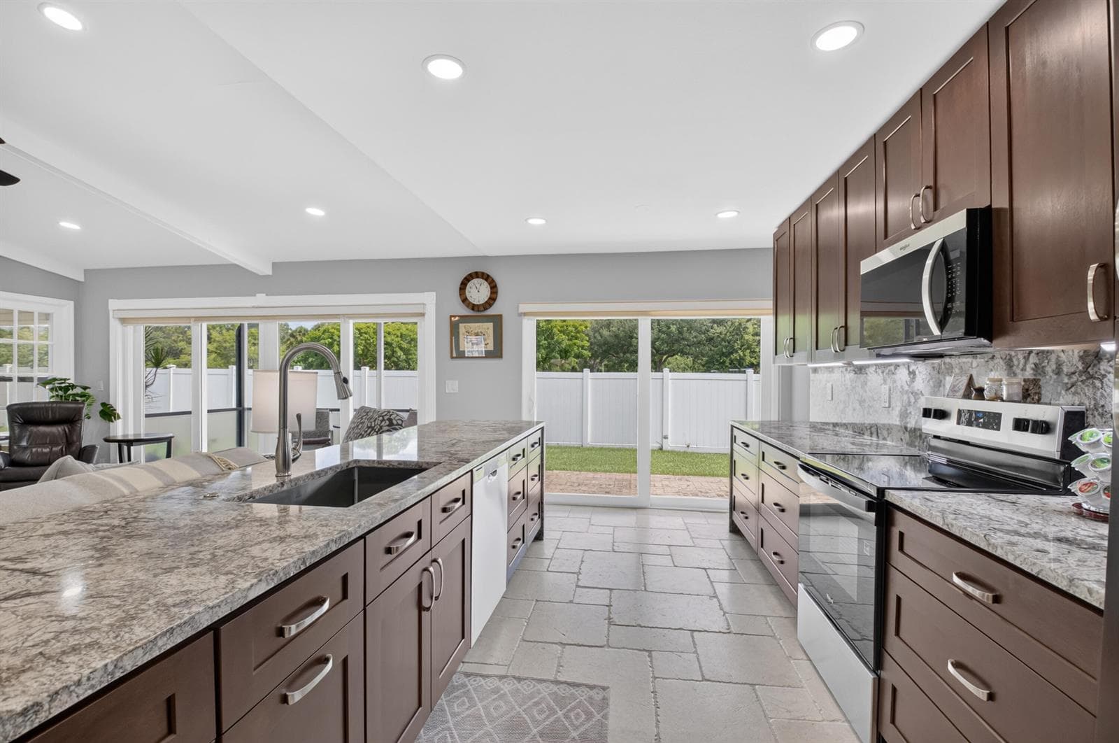 22018 Colony Drive photo 1