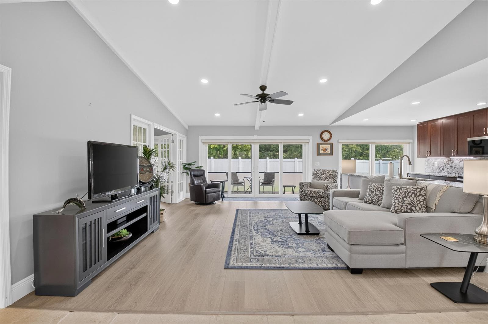 22018 Colony Drive photo 8