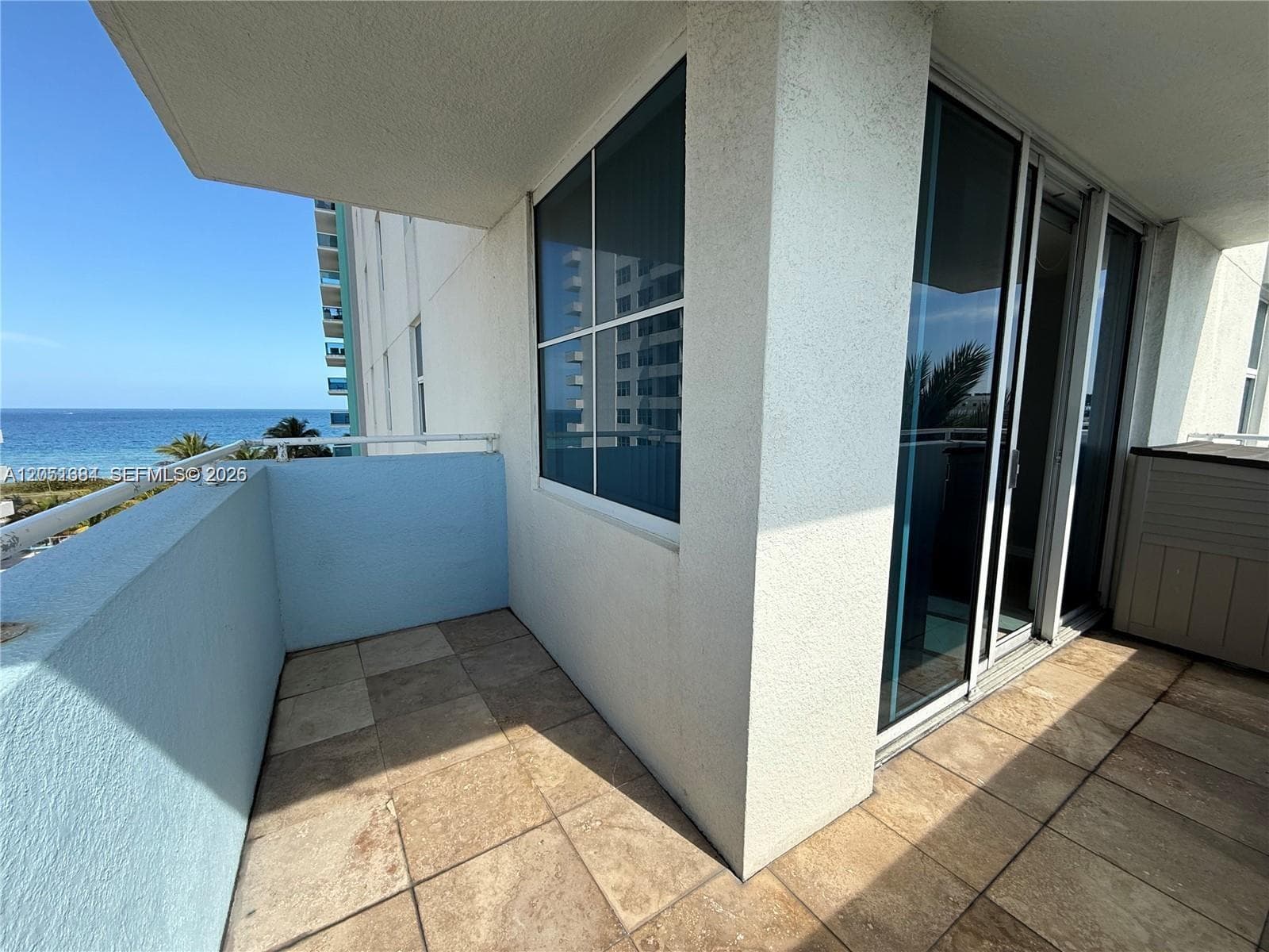 9201 Collins Ave 521 photo 2