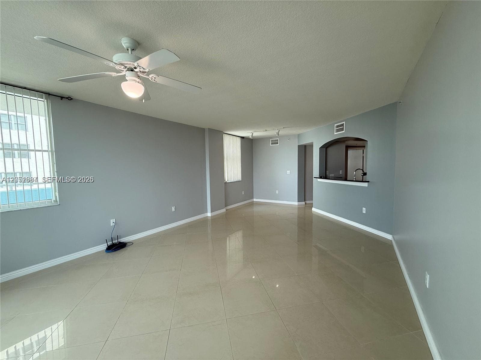 9201 Collins Ave 521 photo 4