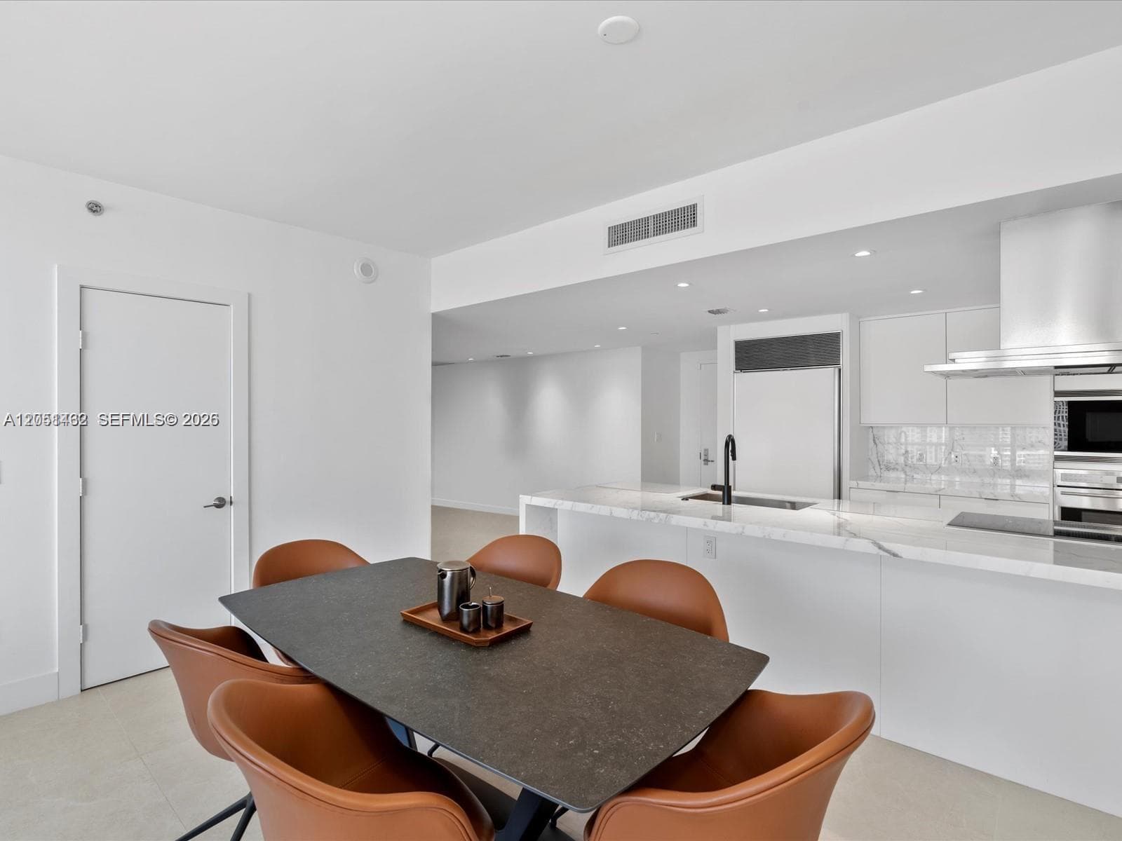 495 Brickell Ave 2305 photo 16