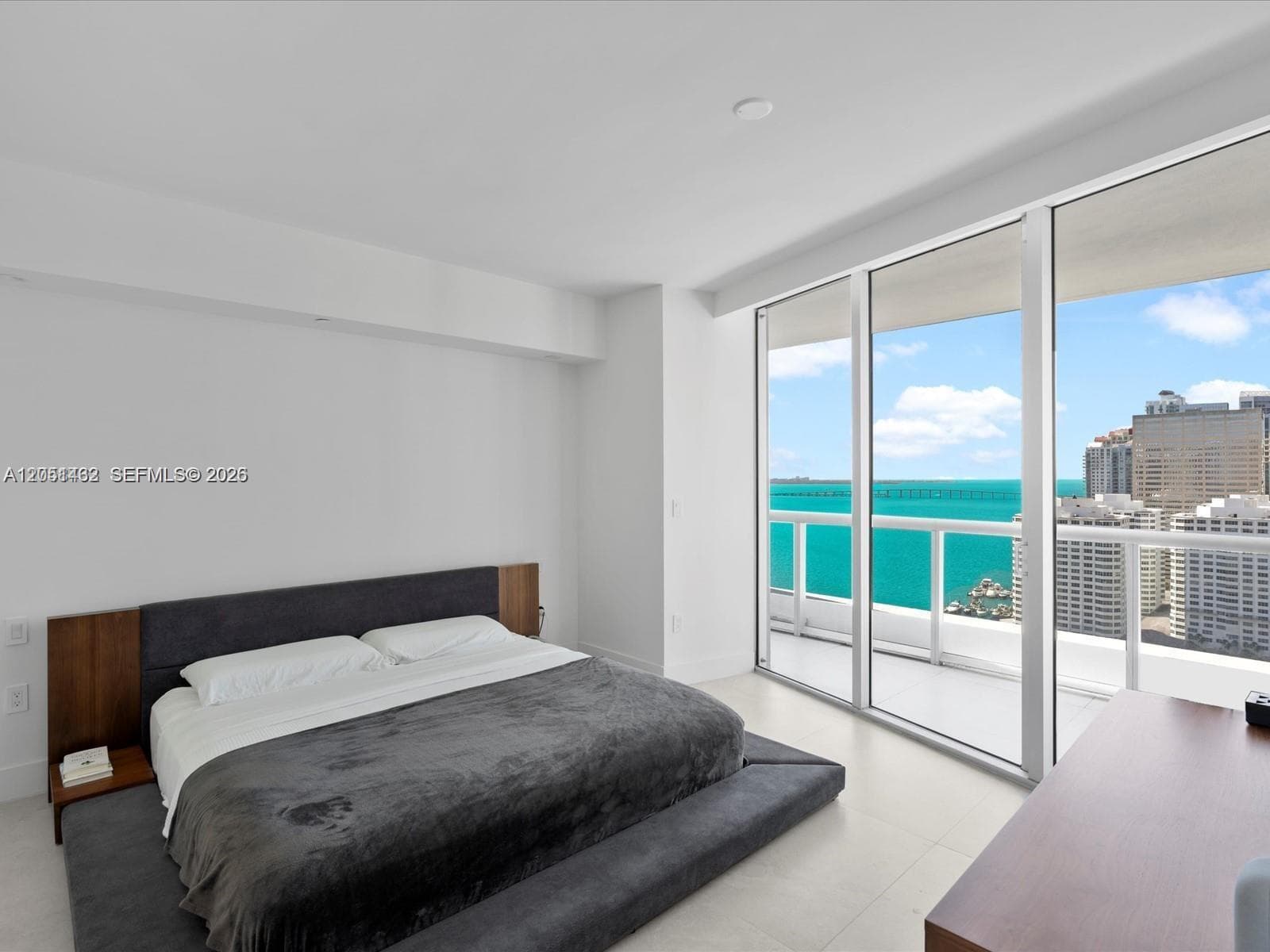 495 Brickell Ave 2305 photo 19