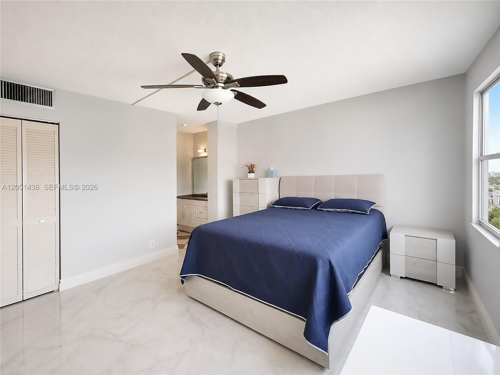 2201 S Ocean Dr 2005 photo 13