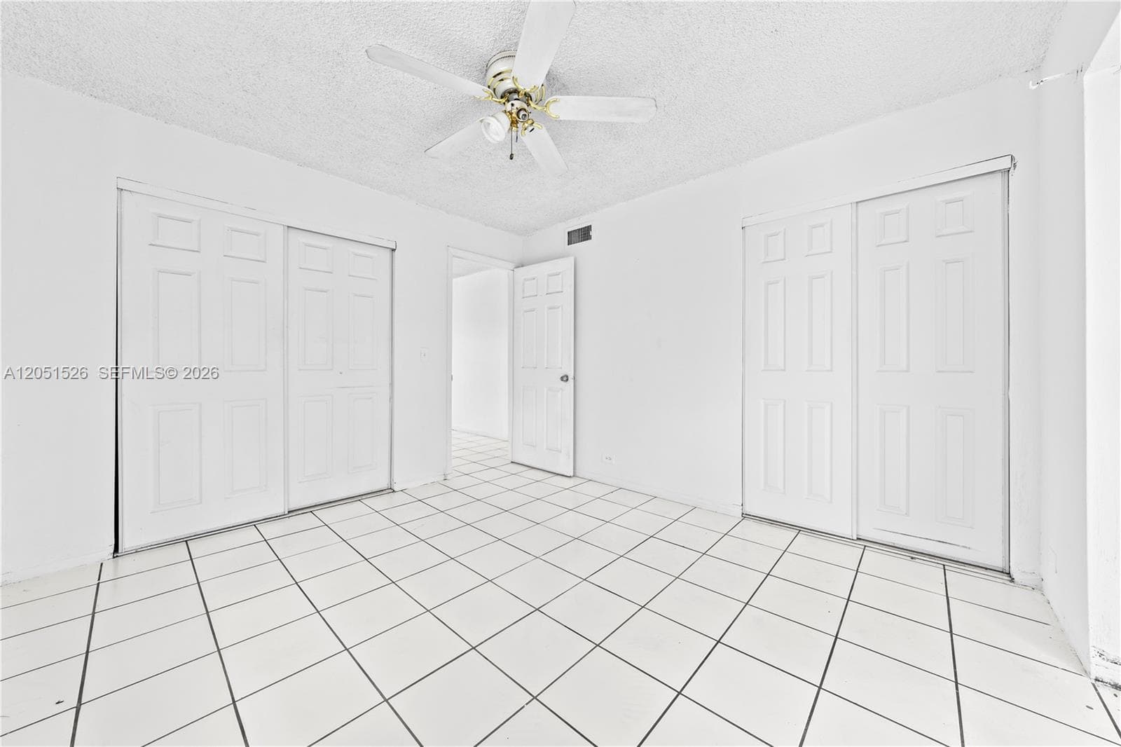 1610 NW N River Dr 201 photo 10