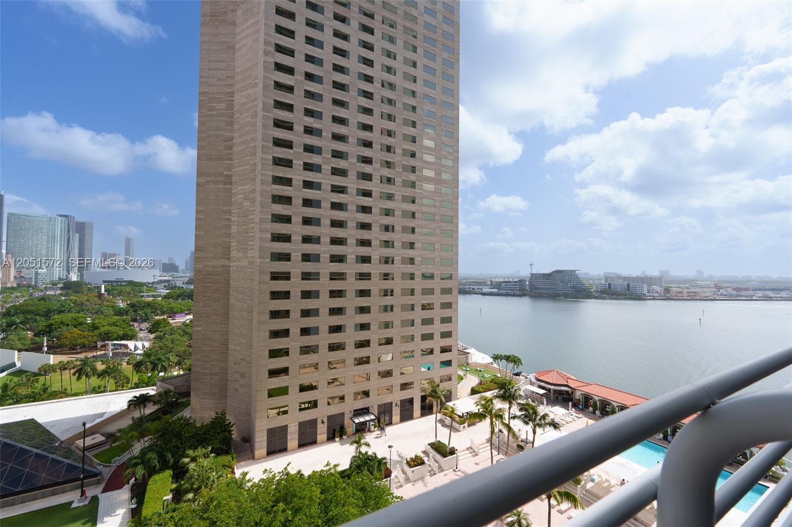 335 S Biscayne Blvd 1600 photo 1