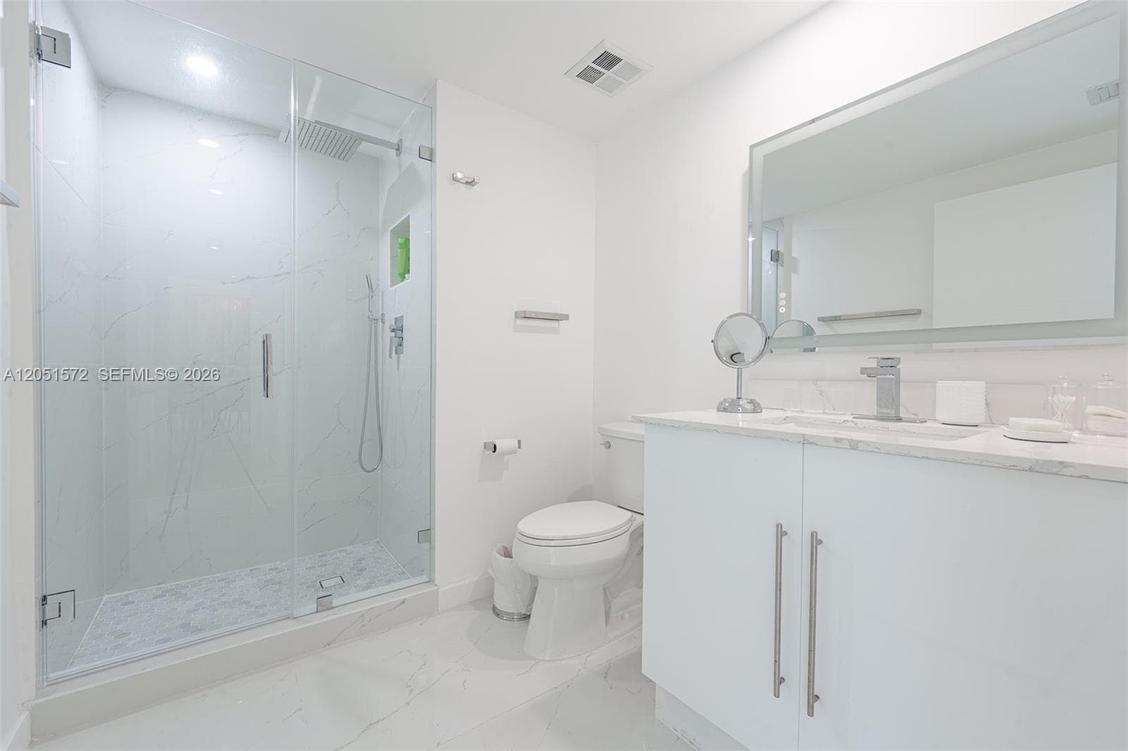 335 S Biscayne Blvd 1600 photo 9