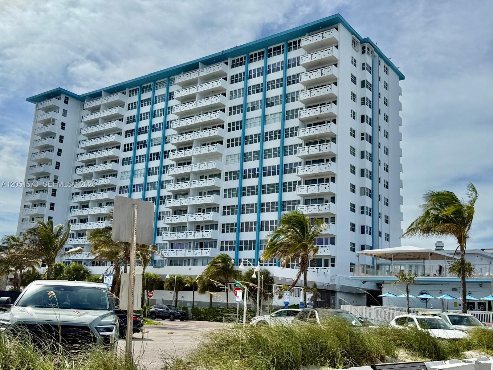 3111 N Ocean Dr 401 photo 3