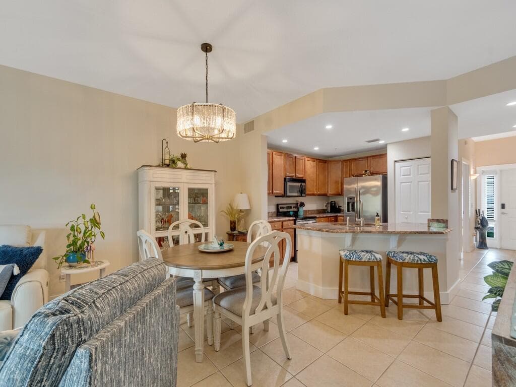 13530 Westport Drive 102 photo 7