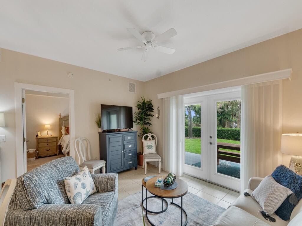 13530 Westport Drive 102 photo 5