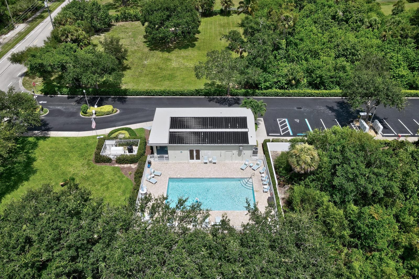 13530 Westport Drive 102 photo 25