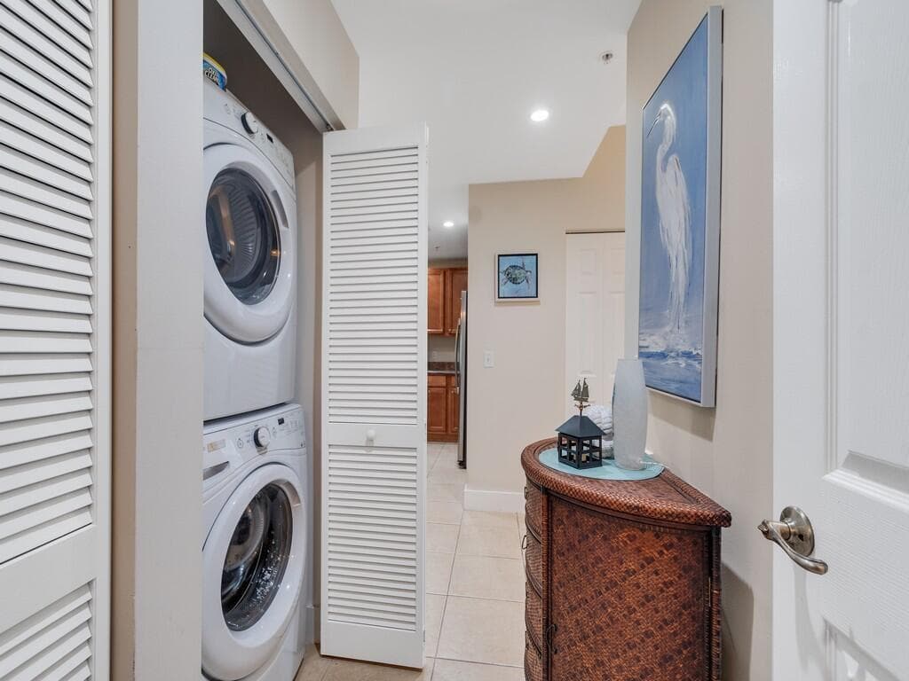 13530 Westport Drive 102 photo 21
