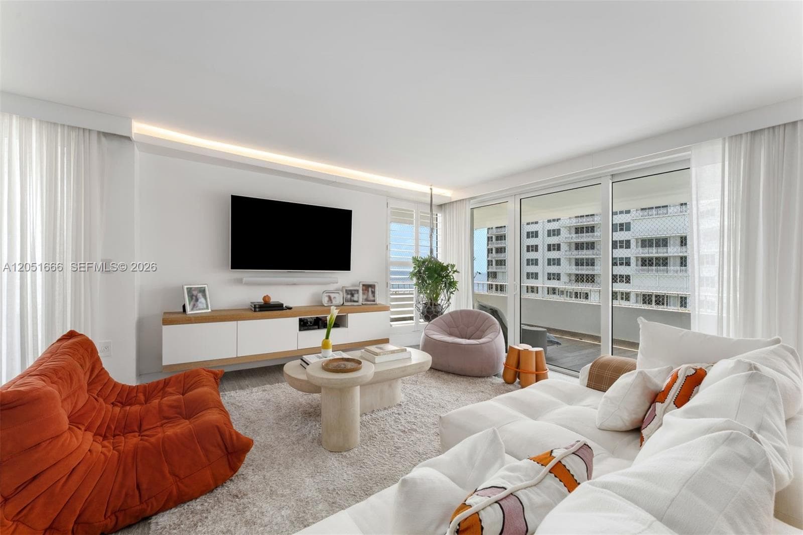 199 Ocean Lane Drive 801 photo 2