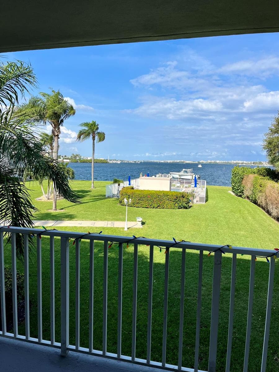 311 E Ocean Avenue 201 photo 7