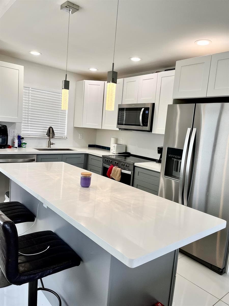311 E Ocean Avenue 201 photo 4