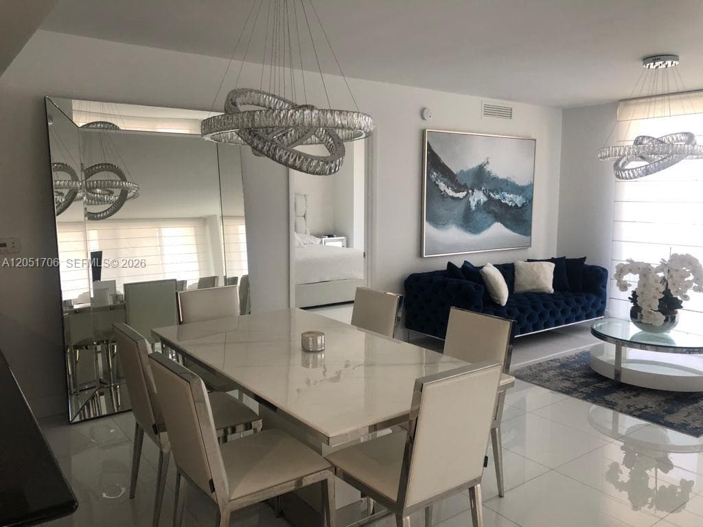 50 Biscayne Blvd 2810 photo 11