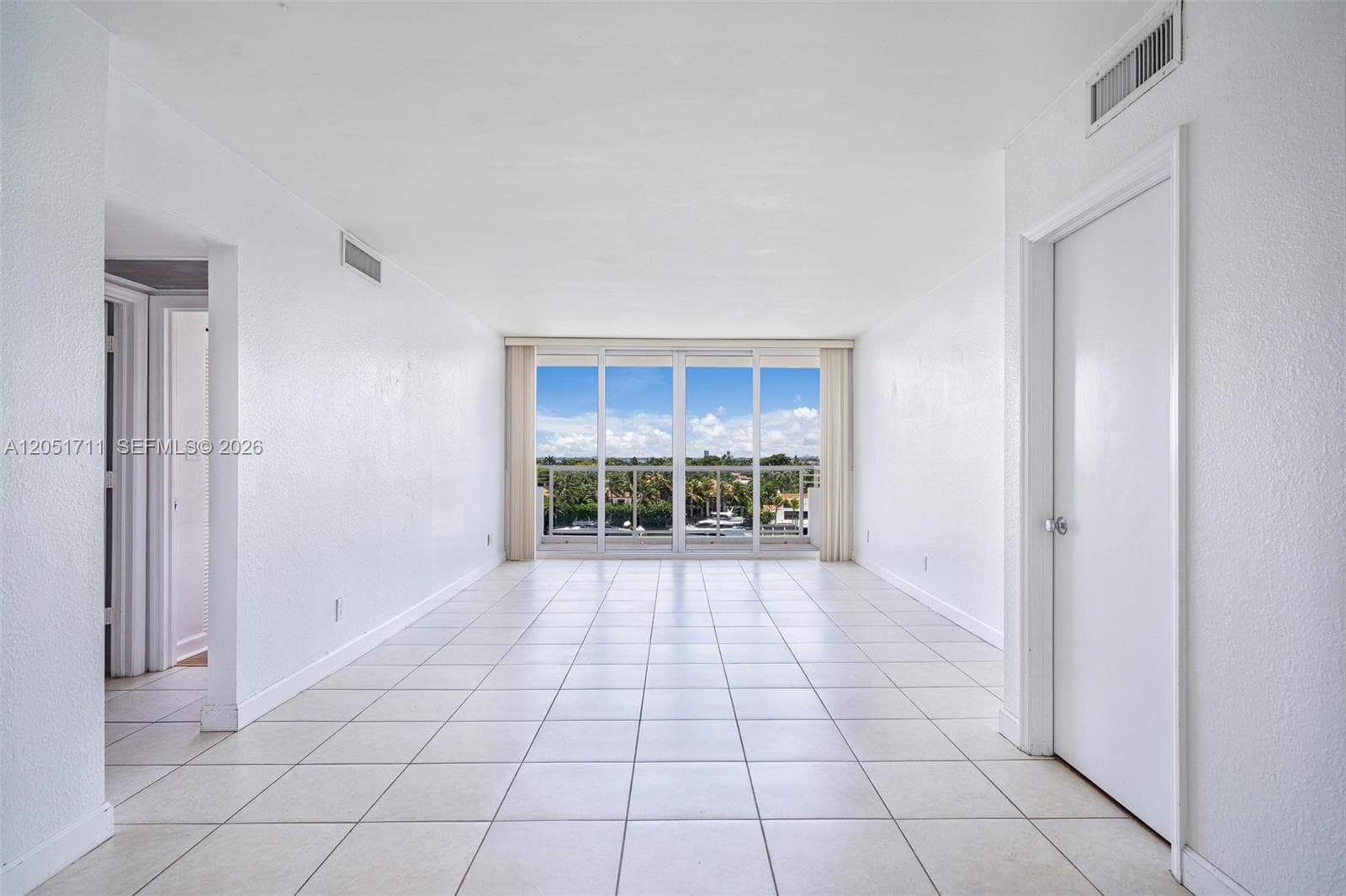 5600 Collins Ave 7J photo 7
