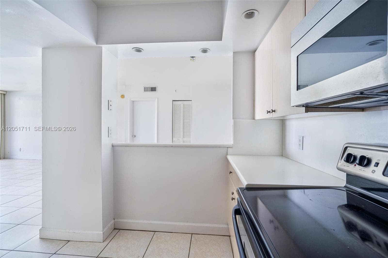 5600 Collins Ave 7J photo 11