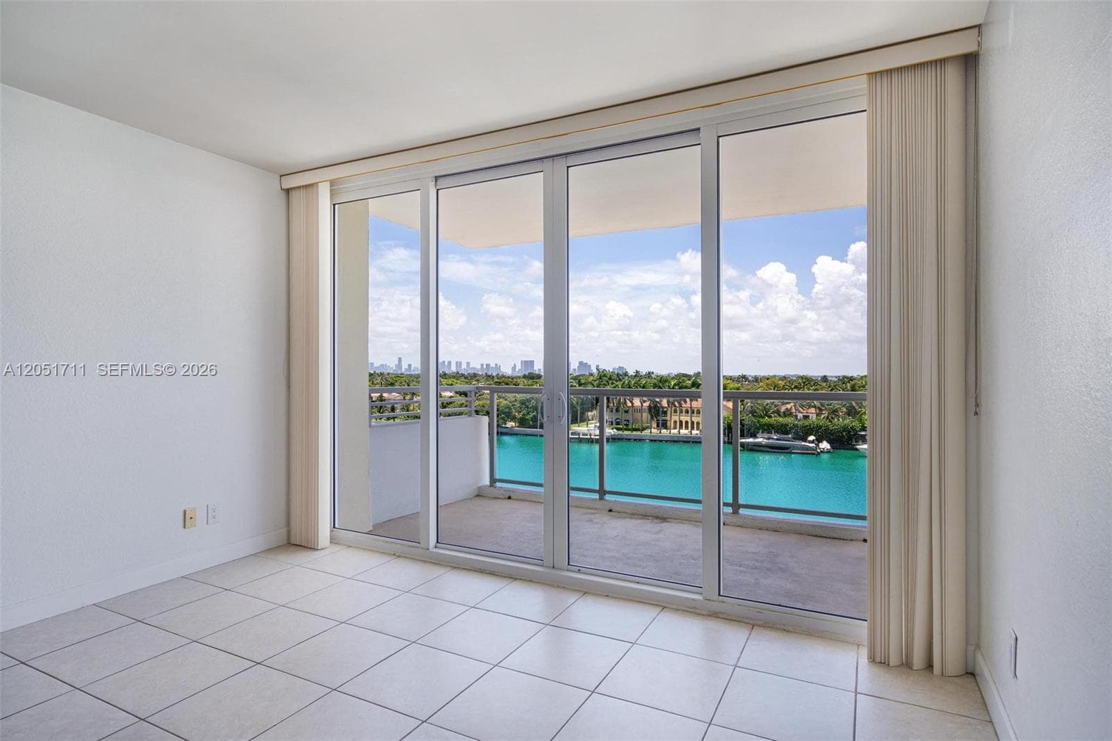 5600 Collins Ave 7J photo 4