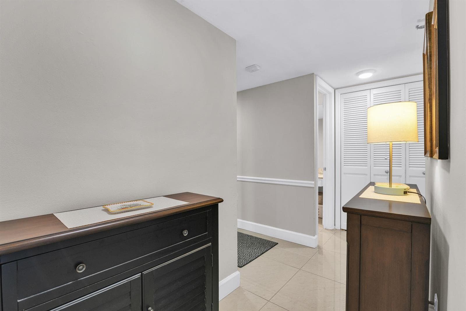 899 Jeffery Street 3010 photo 15
