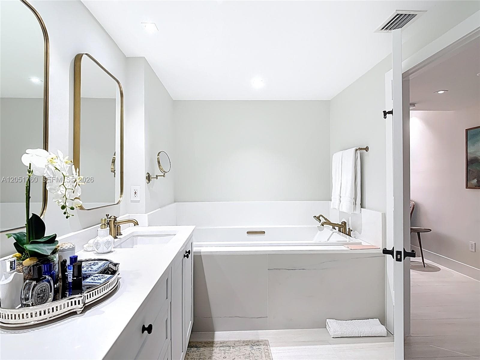 445 Grand Bay Dr 418 photo 17