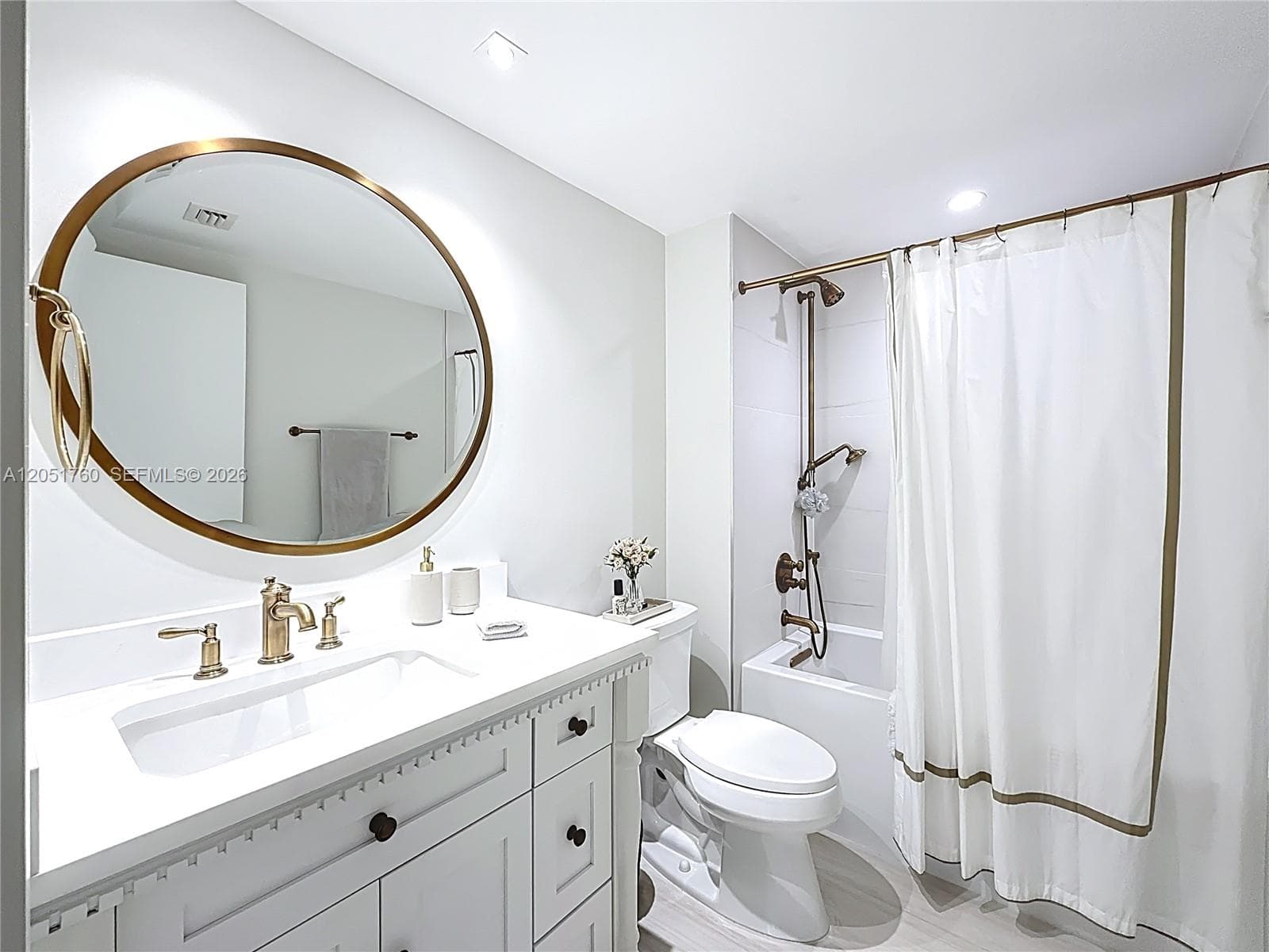 445 Grand Bay Dr 418 photo 21