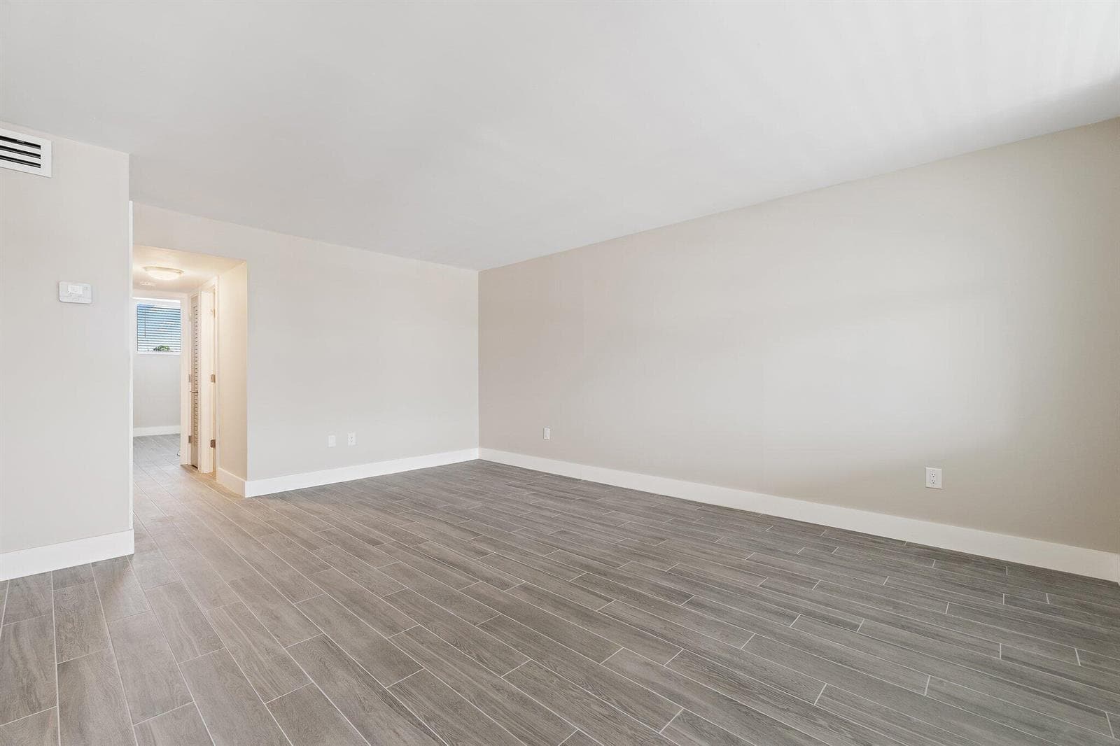 108 Paradise Harbour Boulevard 314 photo 6