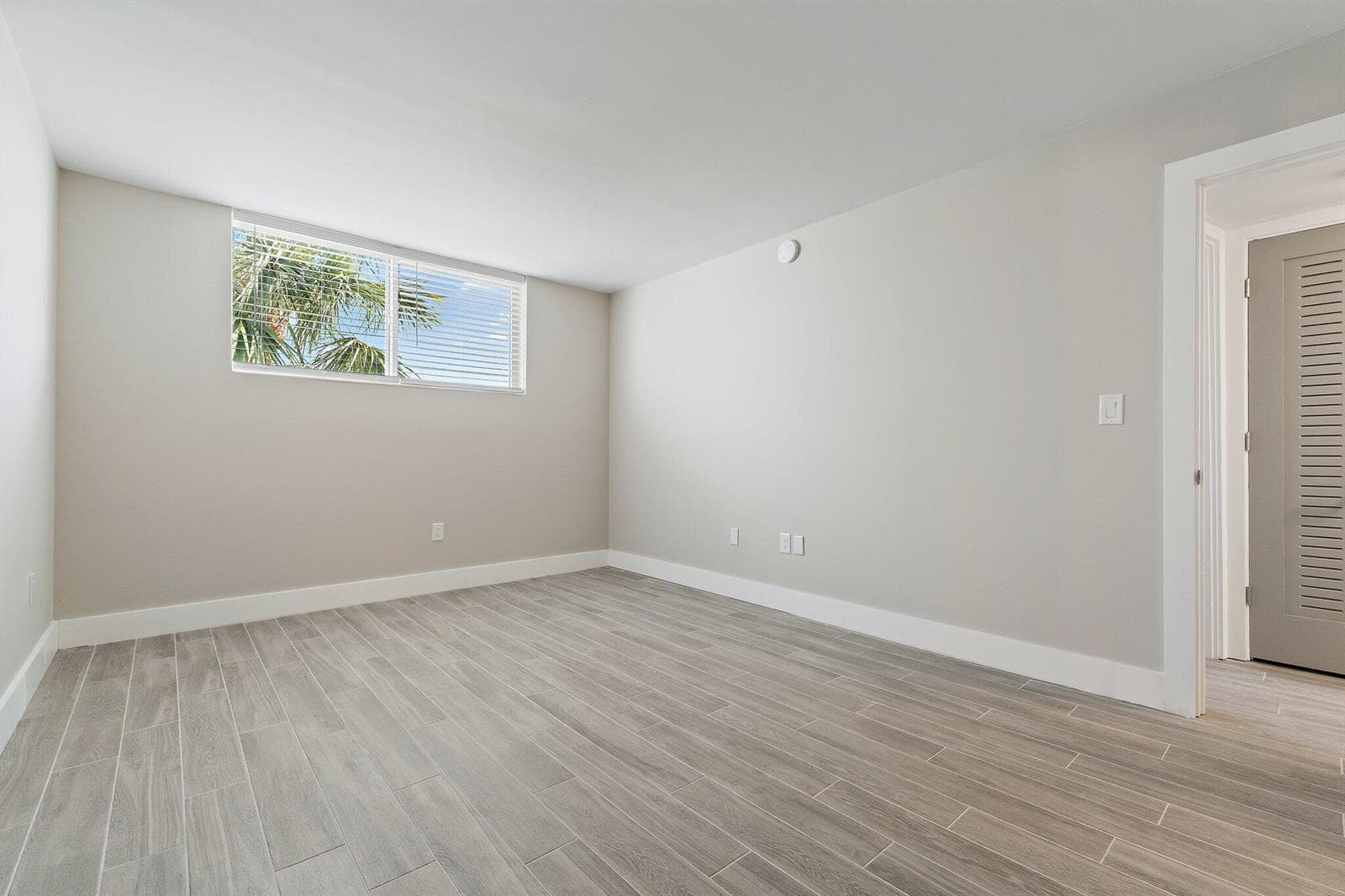 108 Paradise Harbour Boulevard 314 photo 24