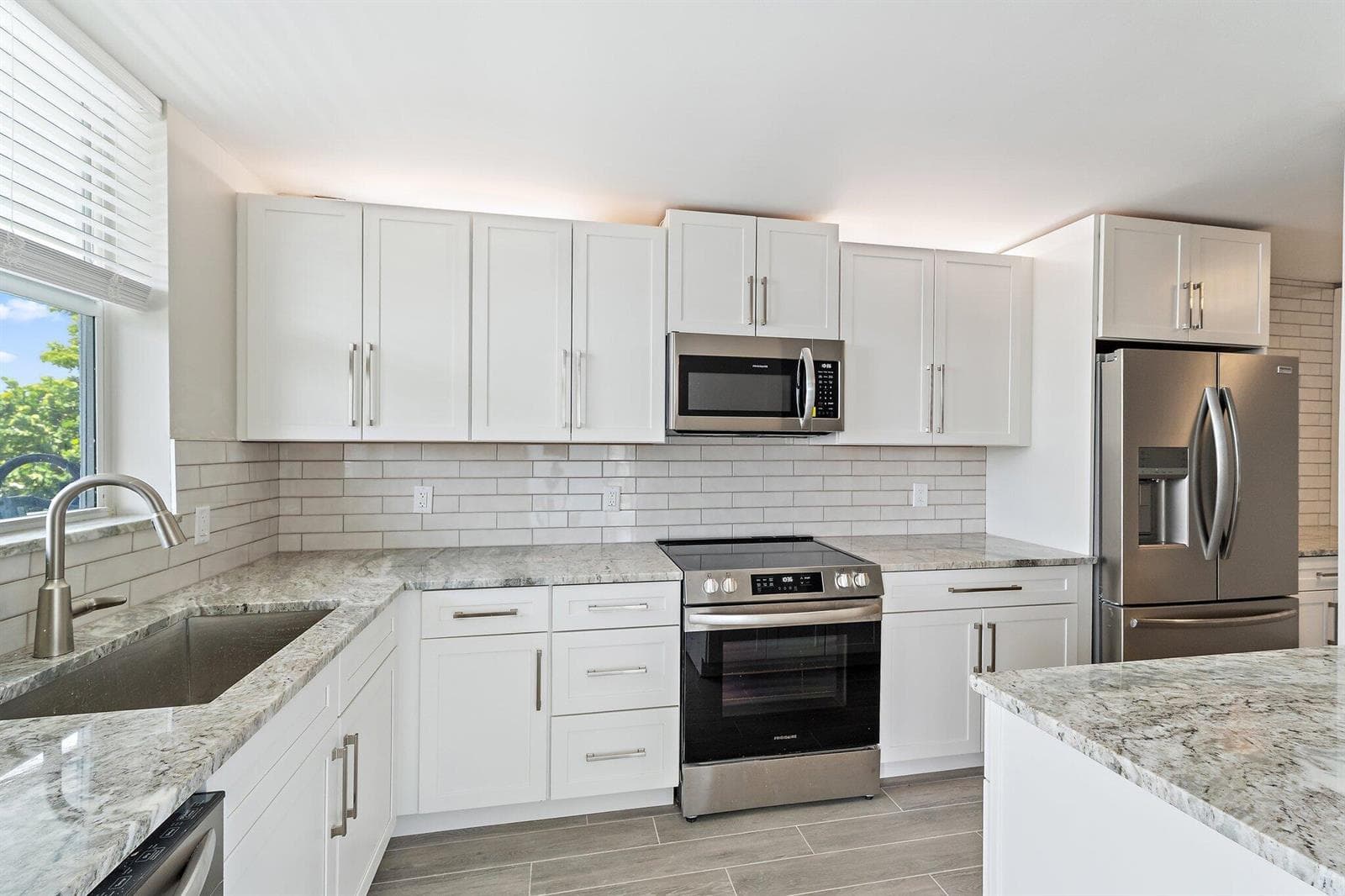 108 Paradise Harbour Boulevard 314 photo 15