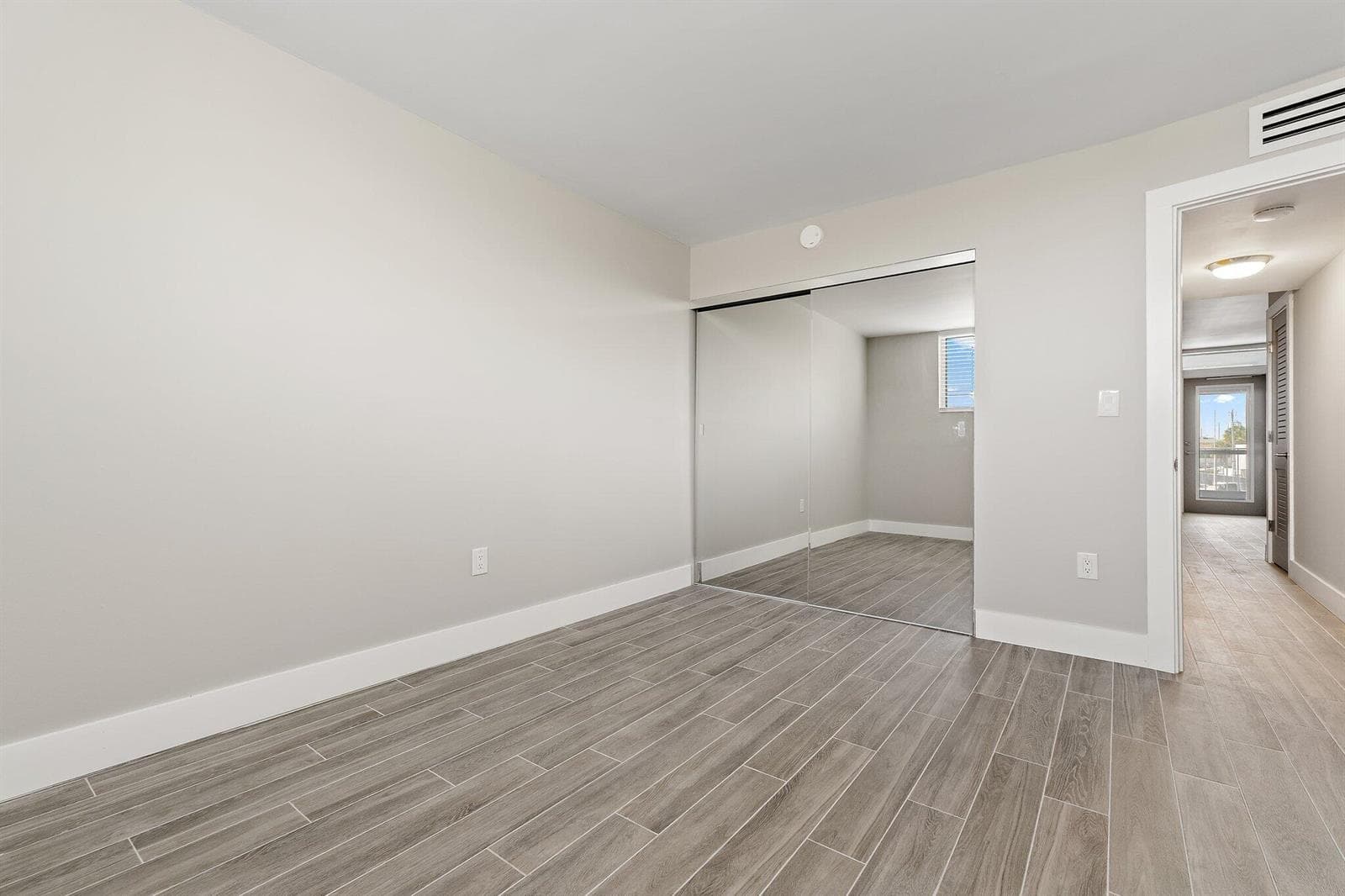 108 Paradise Harbour Boulevard 314 photo 19