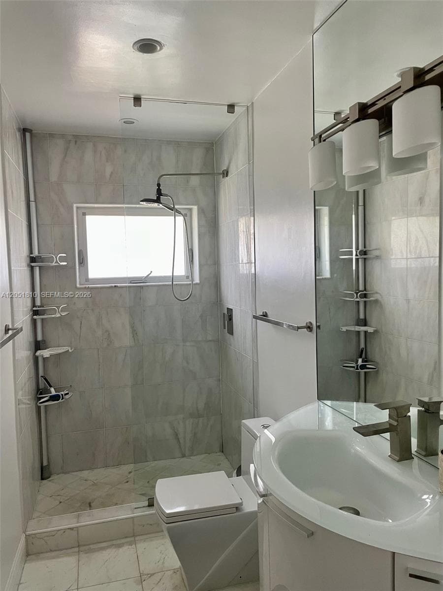 286 Bal Bay Dr 4 photo 7