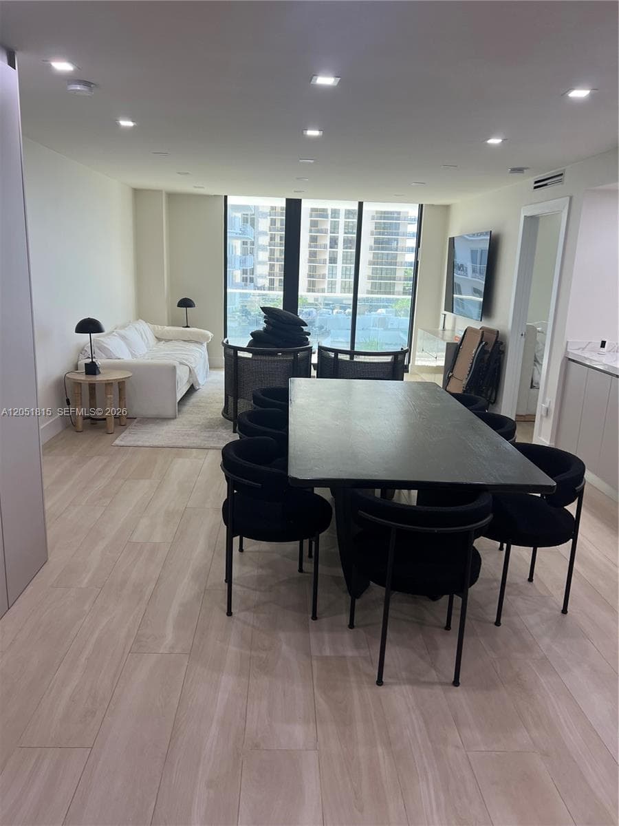 9801 Collins Ave 6E photo 1