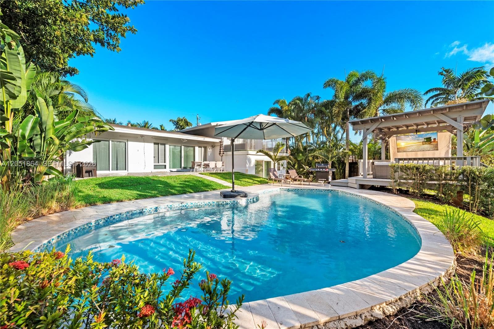 2531 Key Largo Ln photo 1