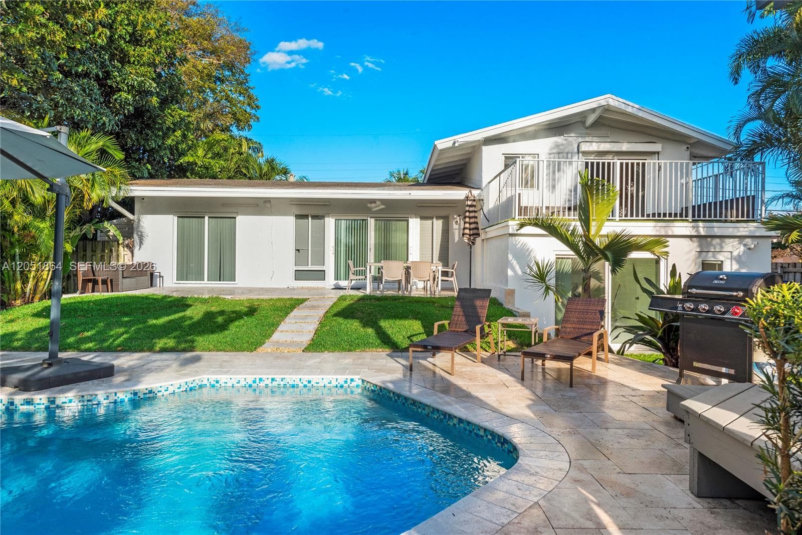 2531 Key Largo Ln photo 5