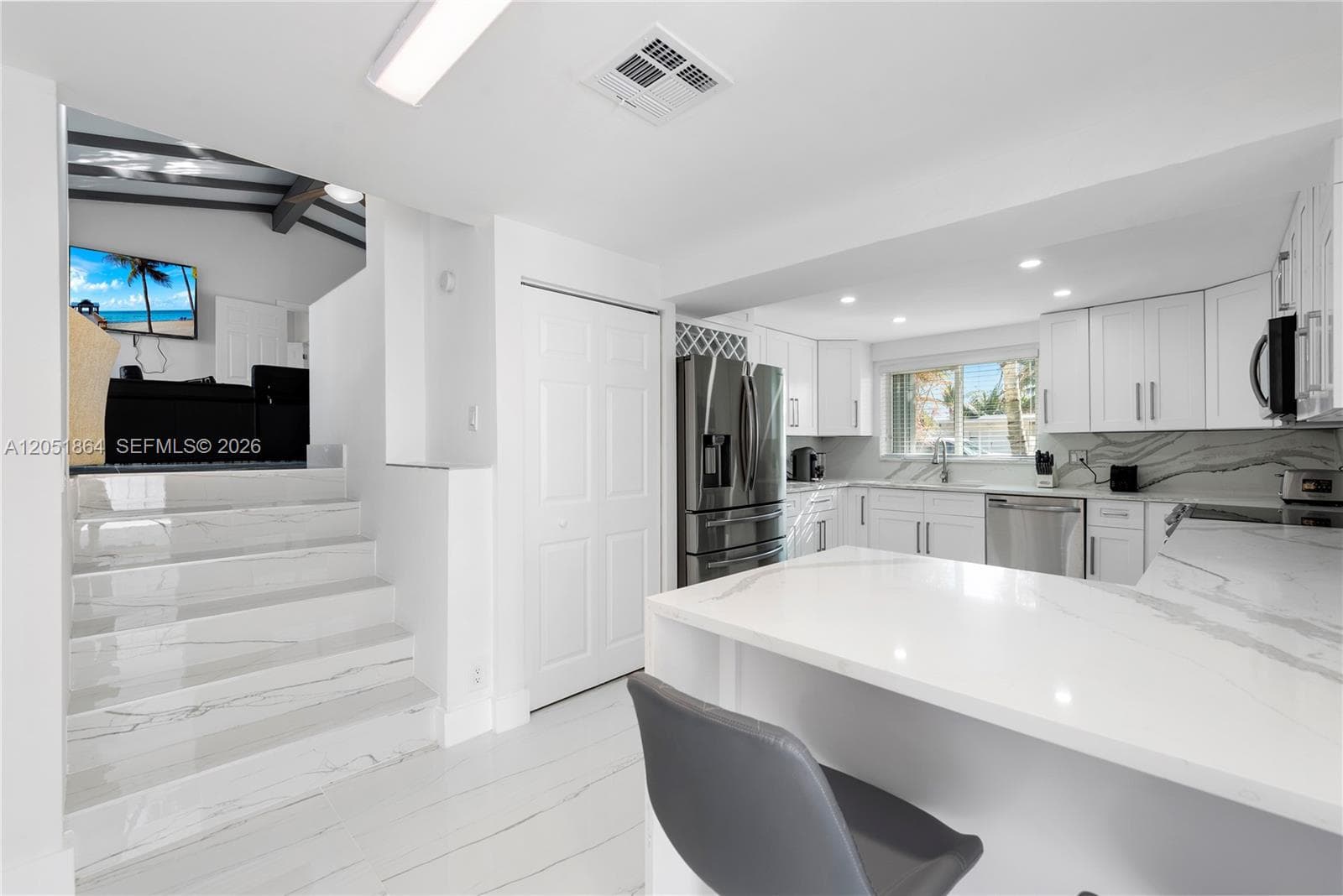 2531 Key Largo Ln photo 18