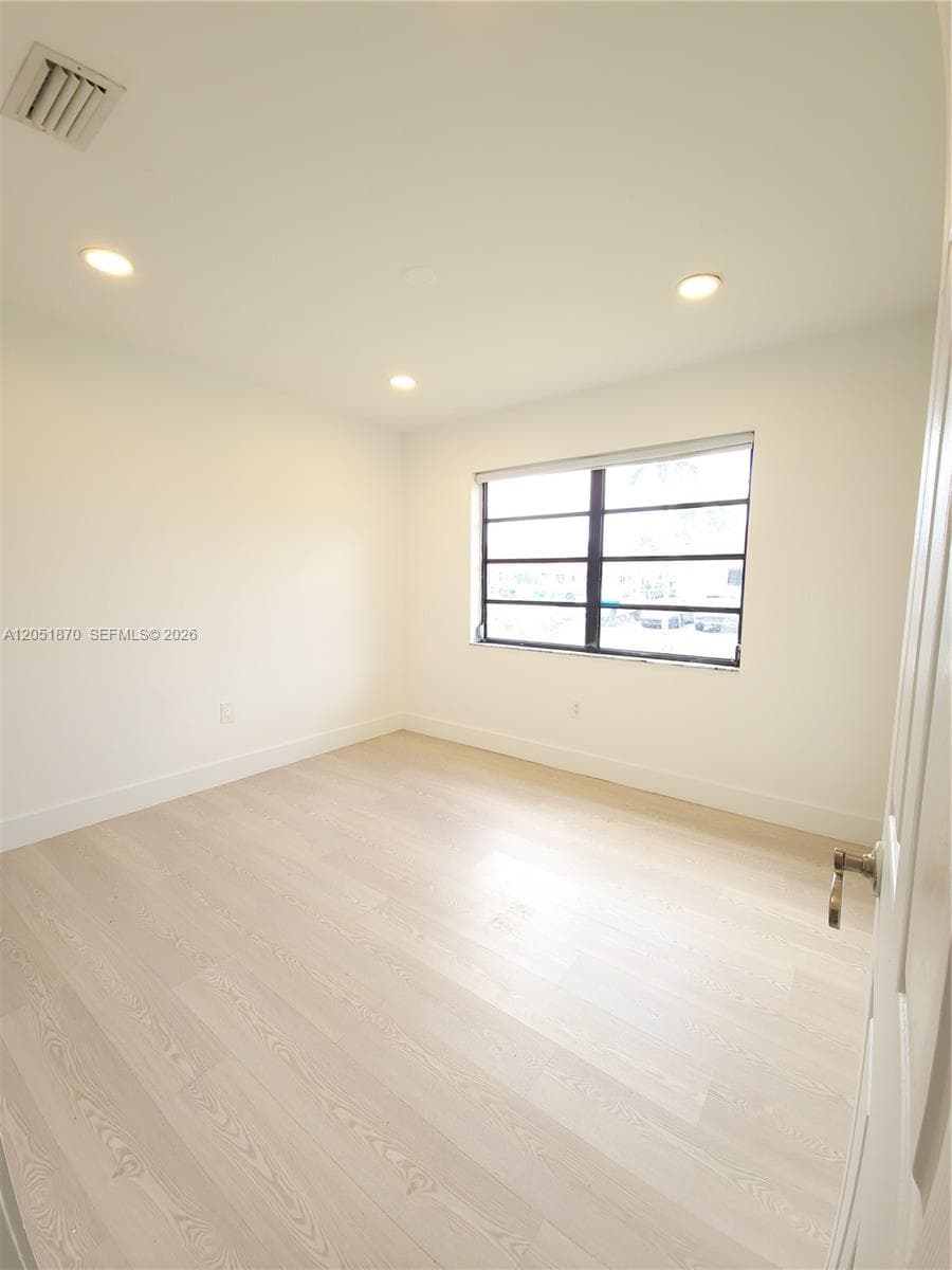 14702 SW 63rd Ln photo 10