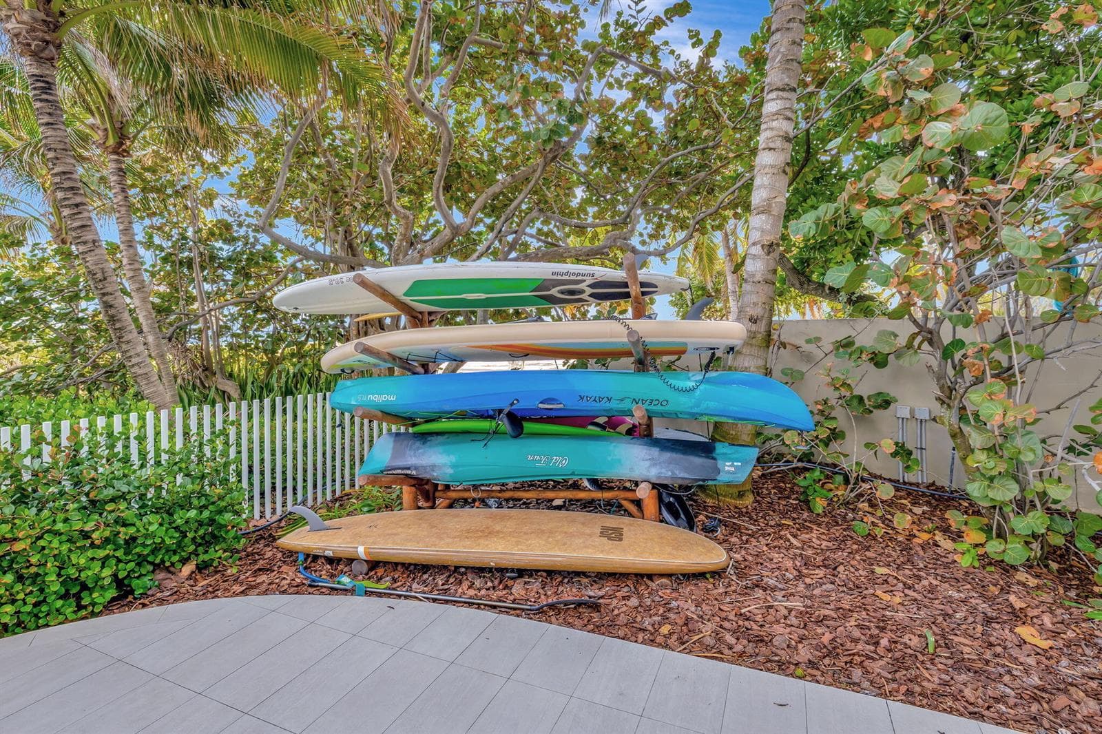 730 N Ocean Boulevard N 1805 photo 21