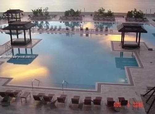 1830 S Ocean Dr 4007 photo 3