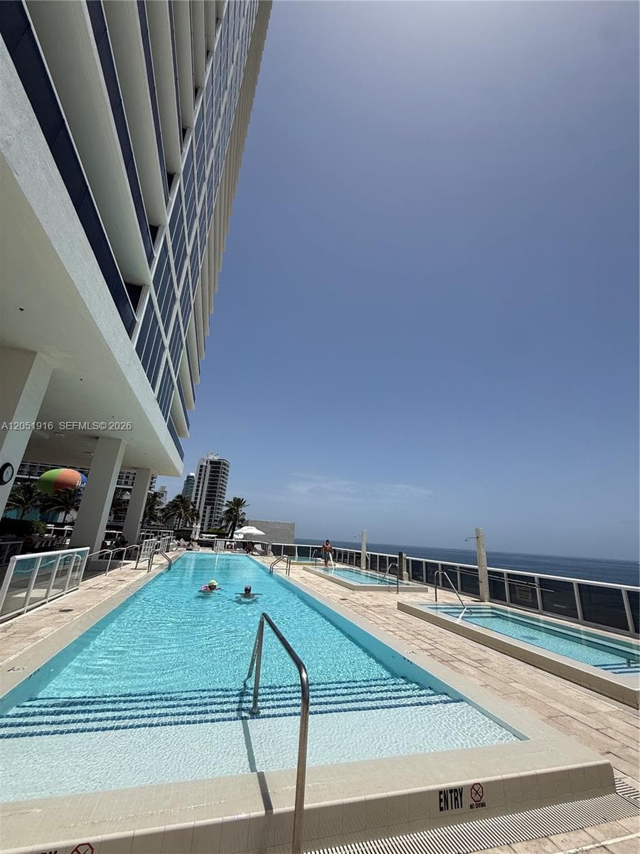 1830 S Ocean Dr 4007 photo 8