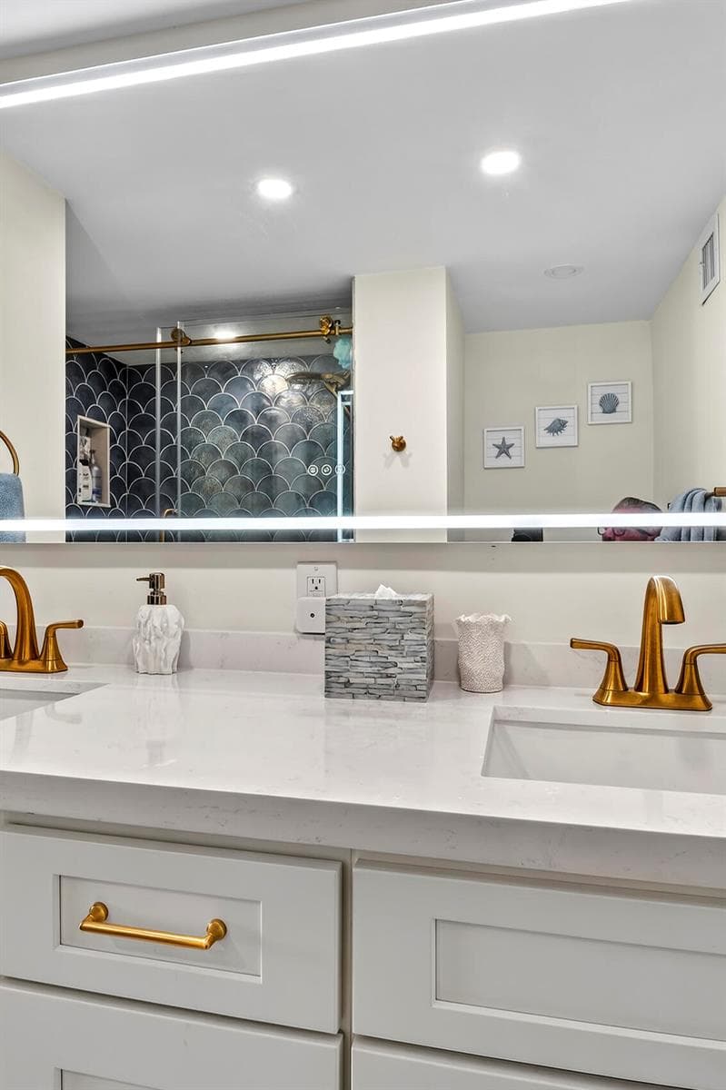 111 N Pompano Beach Boulevard 611 photo 19