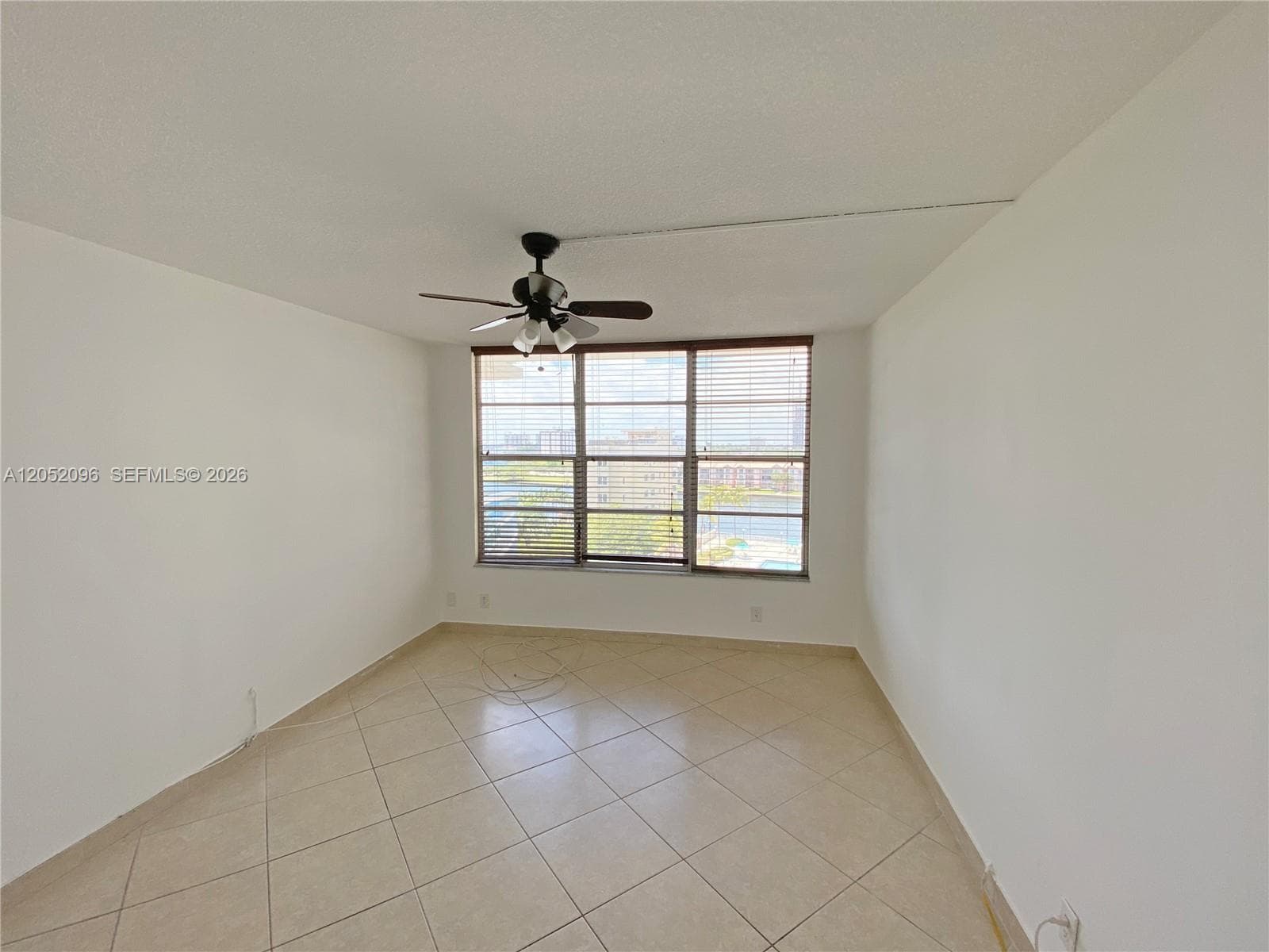 3800 S Ocean Dr 611 photo 5