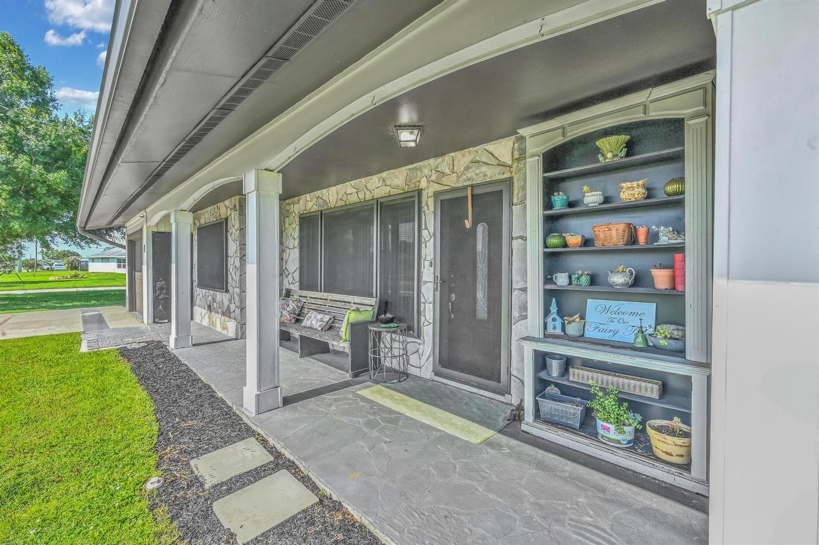 220 Riomar Drive photo 9