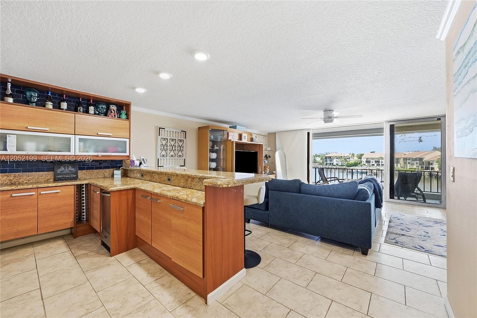 801 Palm Trl 10 photo 7