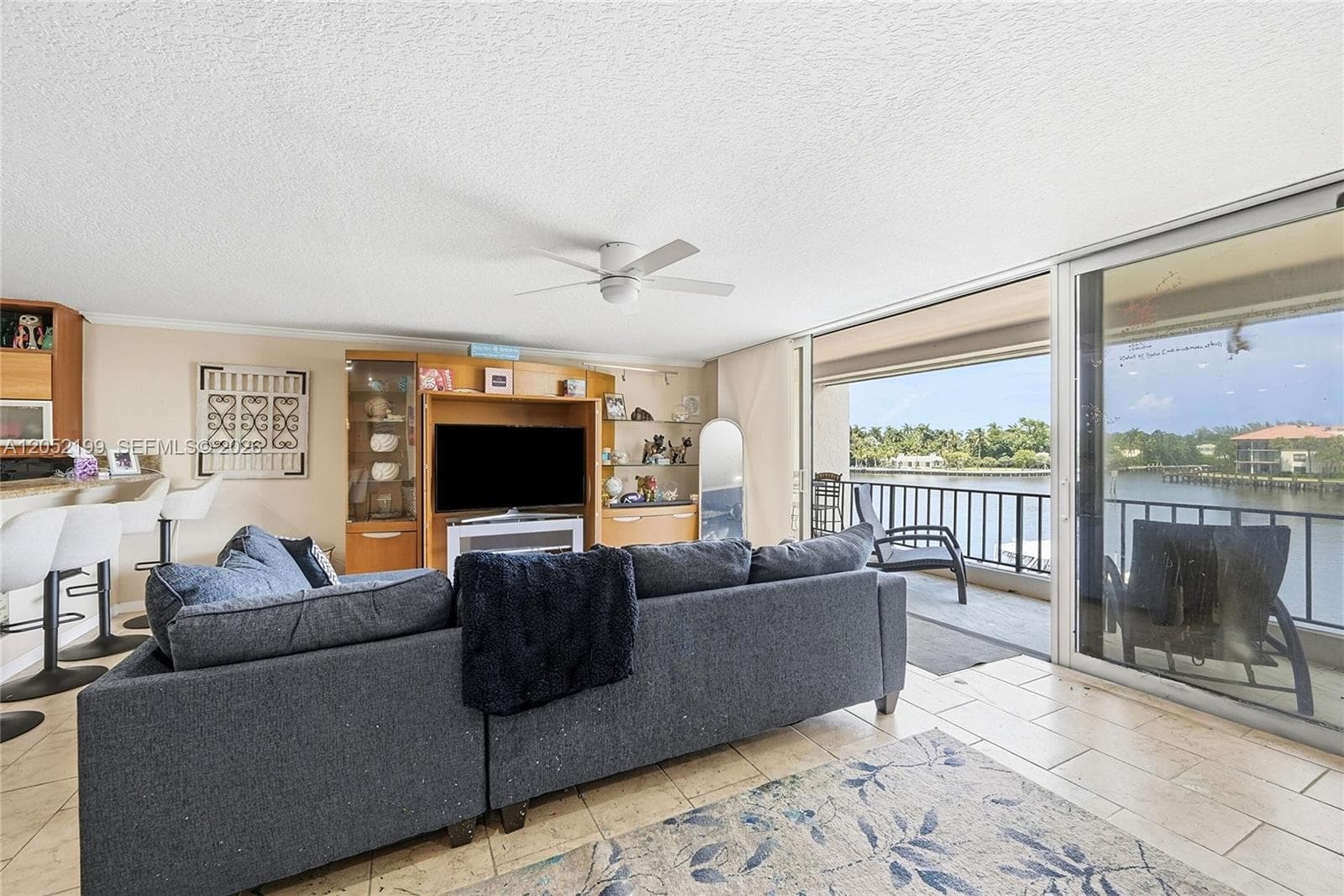 801 Palm Trl 10 photo 1