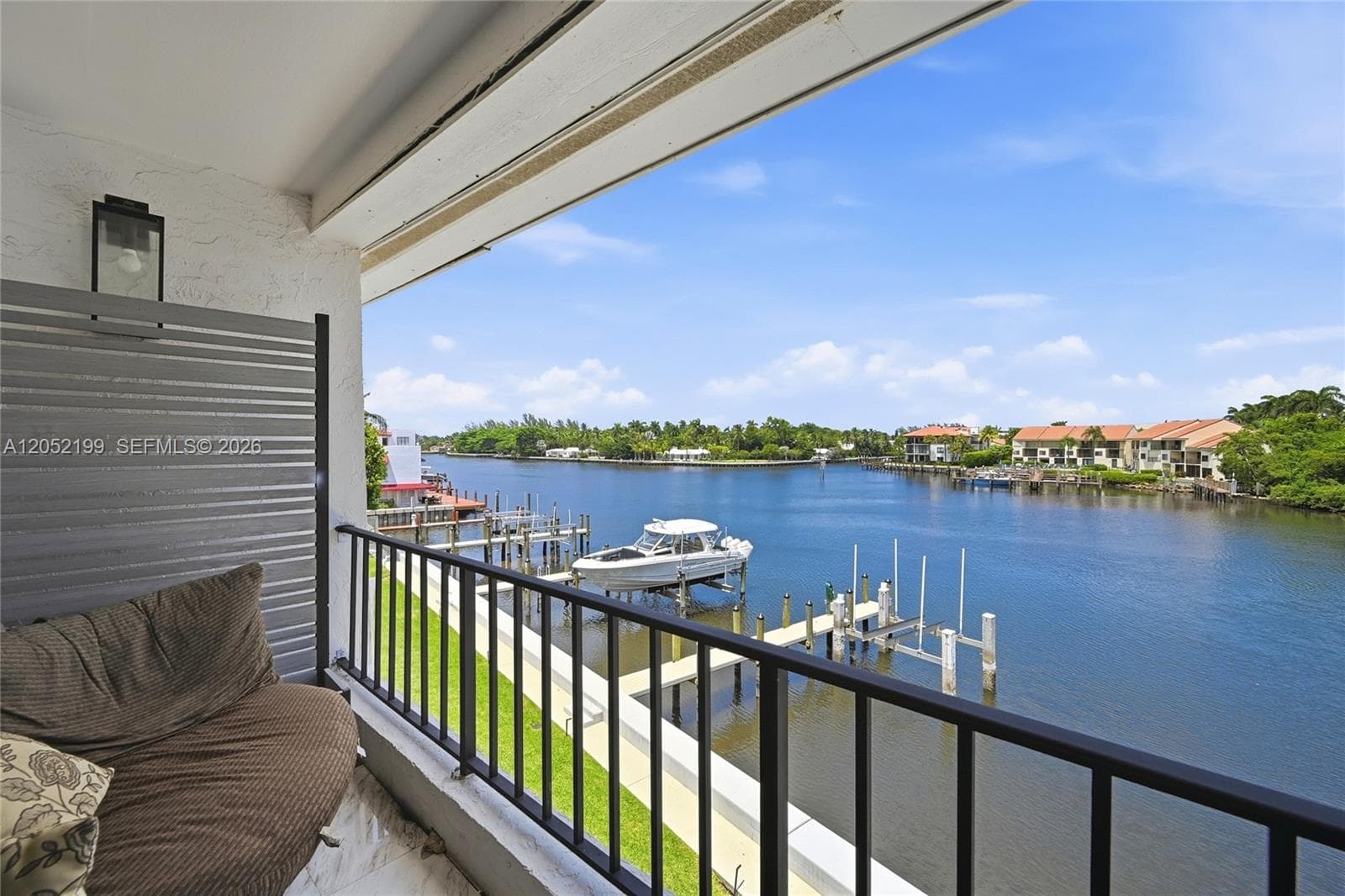 801 Palm Trl 10 photo 25