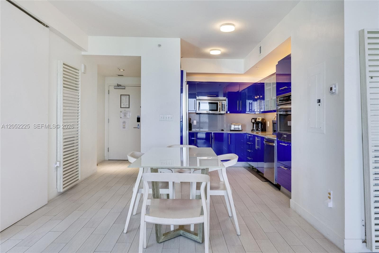 3101 Bayshore Dr 1802 photo 2