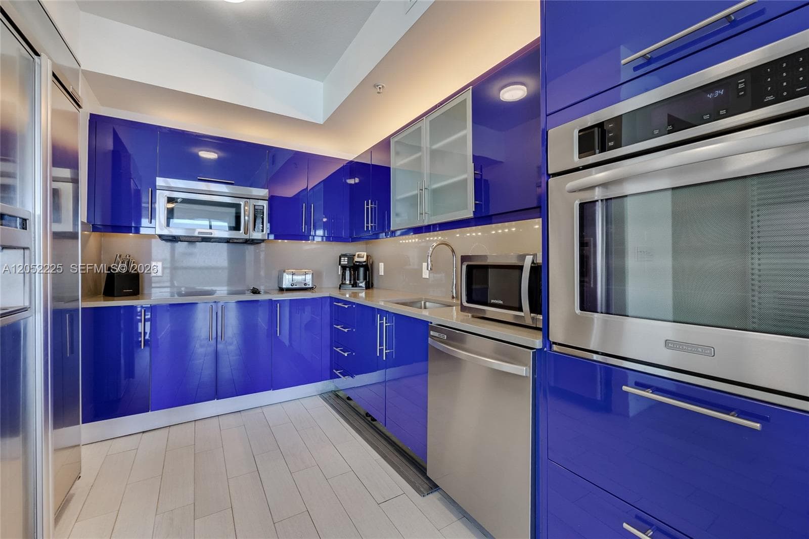 3101 Bayshore Dr 1802 photo 4