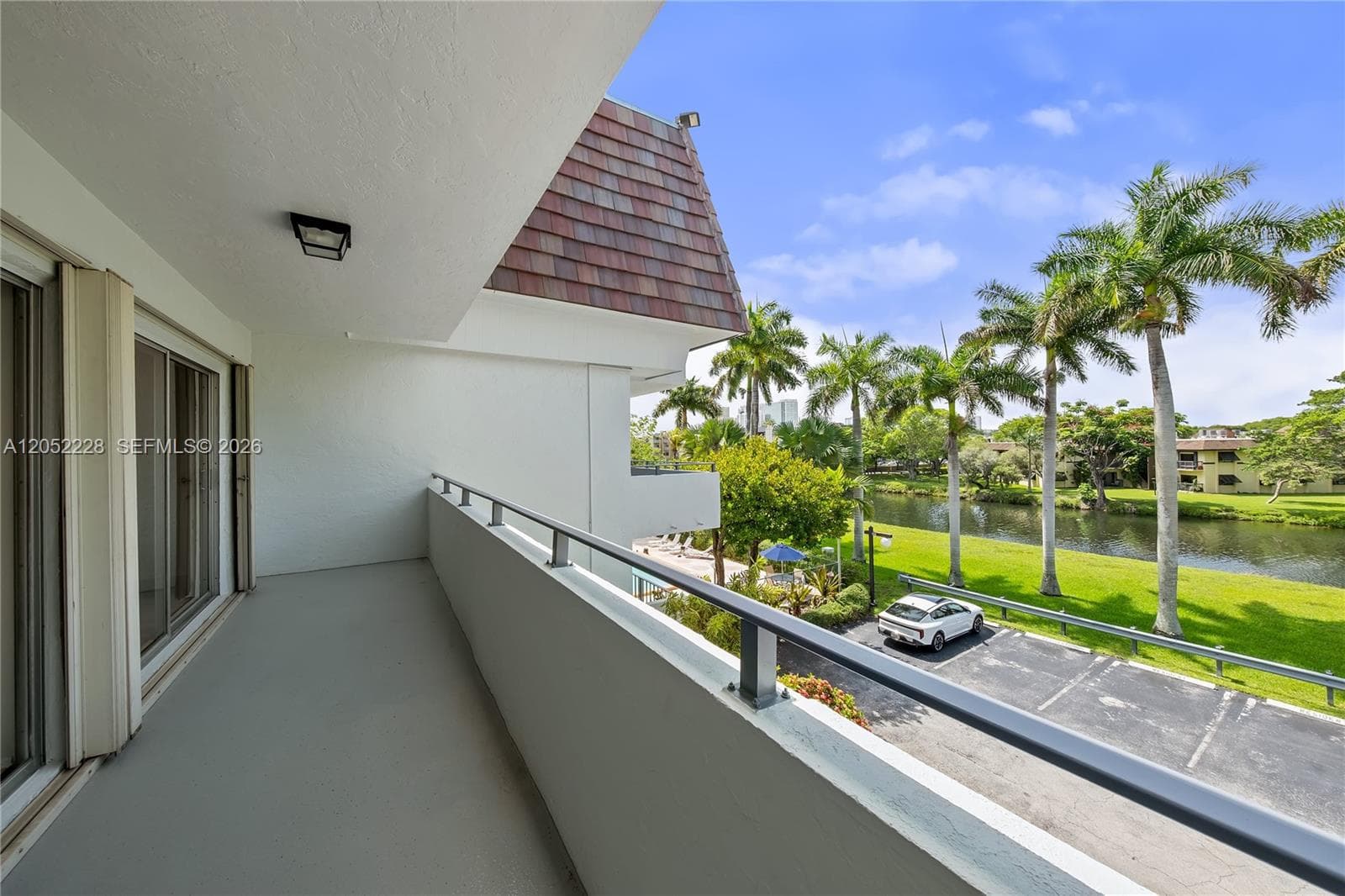 7900 CAMINO CR 303 photo 16