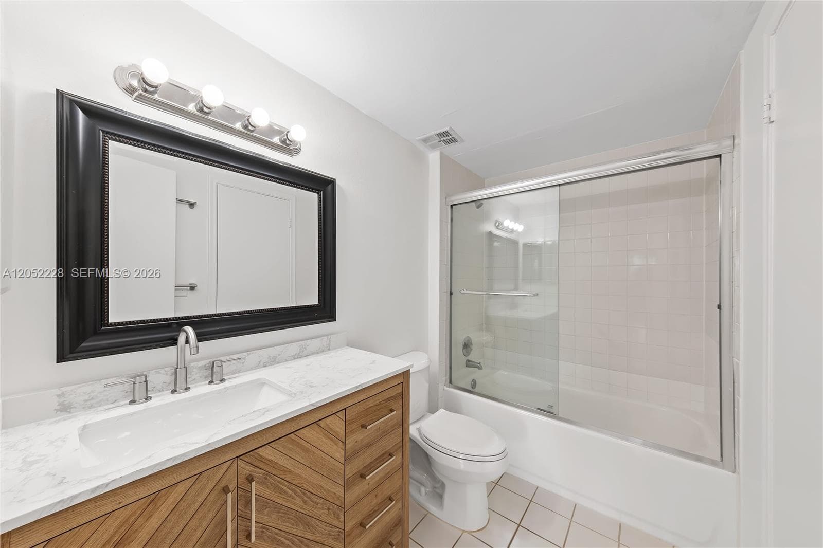 7900 CAMINO CR 303 photo 12